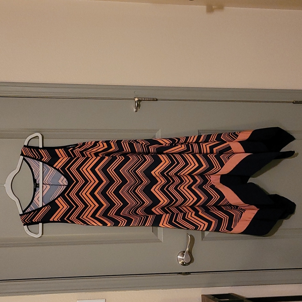 Beautiful Dress - Picture 1 of 4